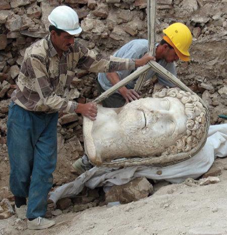 罗马帝国大理石人首